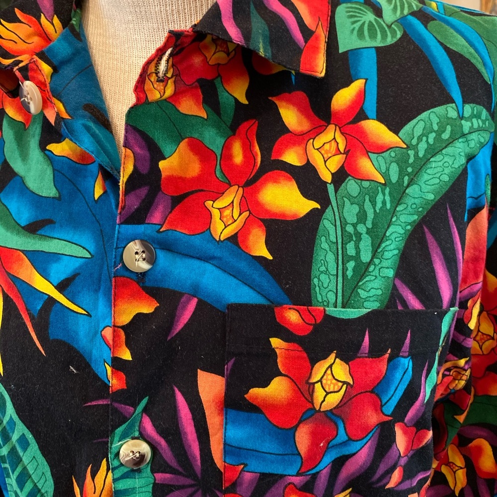 Vintage Hawaiian ladies button down Medium